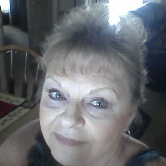 Meet your Posher, Paula - Picture 1 of 1